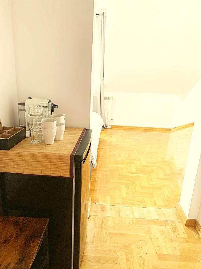 The Castle & - Free Parking - (adults Only) Apartment