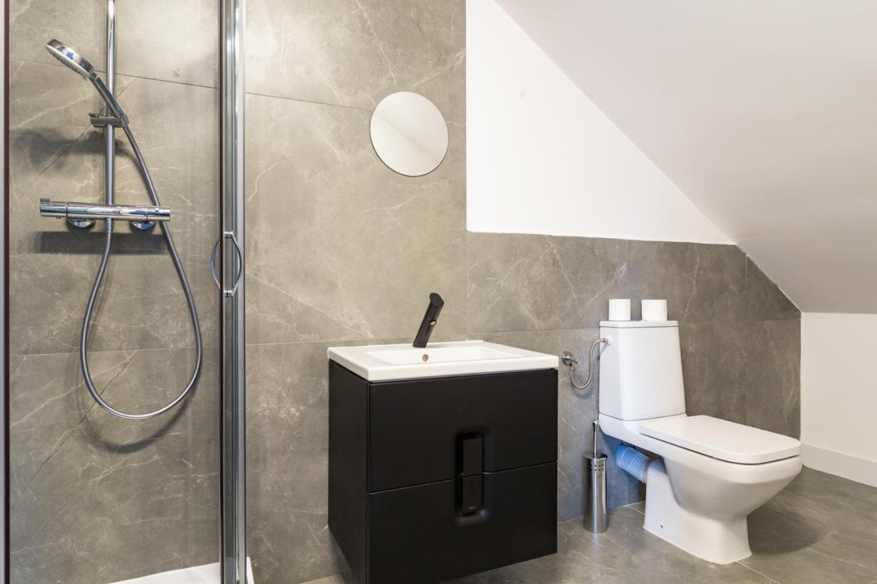 The Castle & - Free Parking - Self Check In (adults Only) Krakow