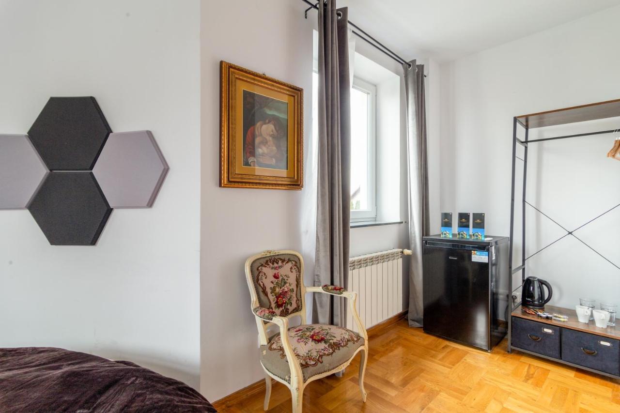 The Castle & - Free Parking - (adults Only) Apartment *