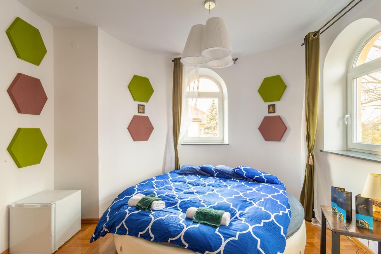 The Castle & - Free Parking - (adults Only) Apartment Krakau